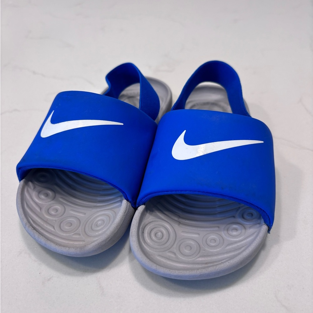 Toddler slides size 9